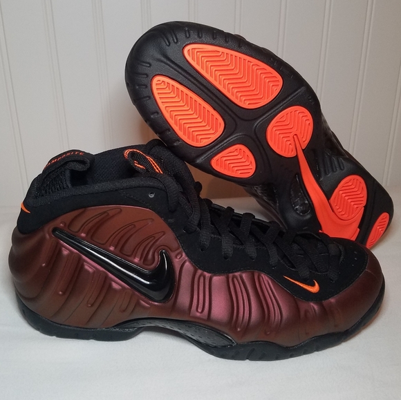 Nike Air Foamposite Pro Hyper Crimson Color-Shift - Picture 2 of 8